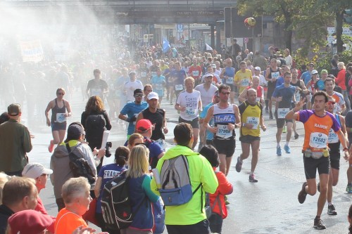 Sproeier bij de Berlijn Marathon