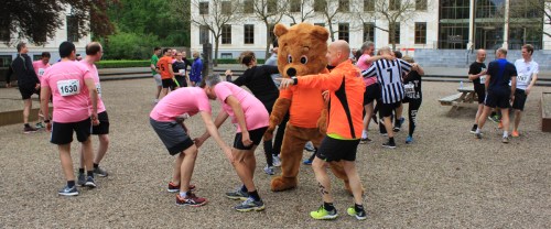 KiKa Run Leusderend Warming-up